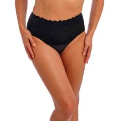 Wacoal Eglantine Control Brief