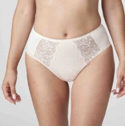 PRIMADONNA Gythia Full Brief